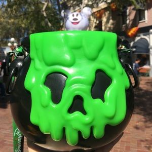 Disneyland Park Cauldron